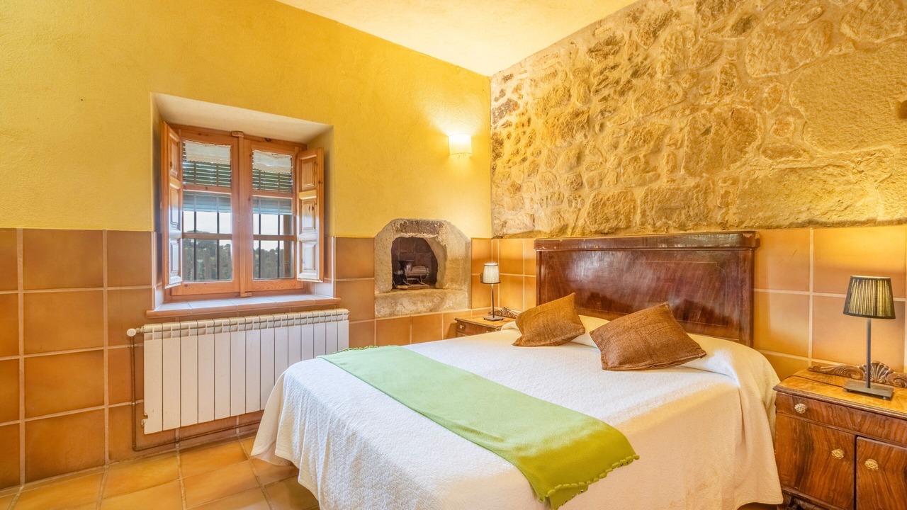 Photo of Bedroom in Casserres