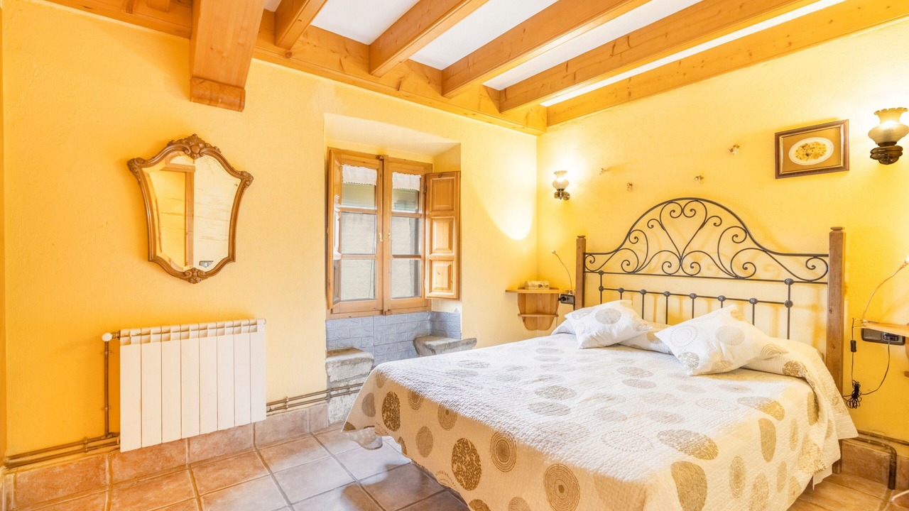 Photo of Bedroom in Casserres