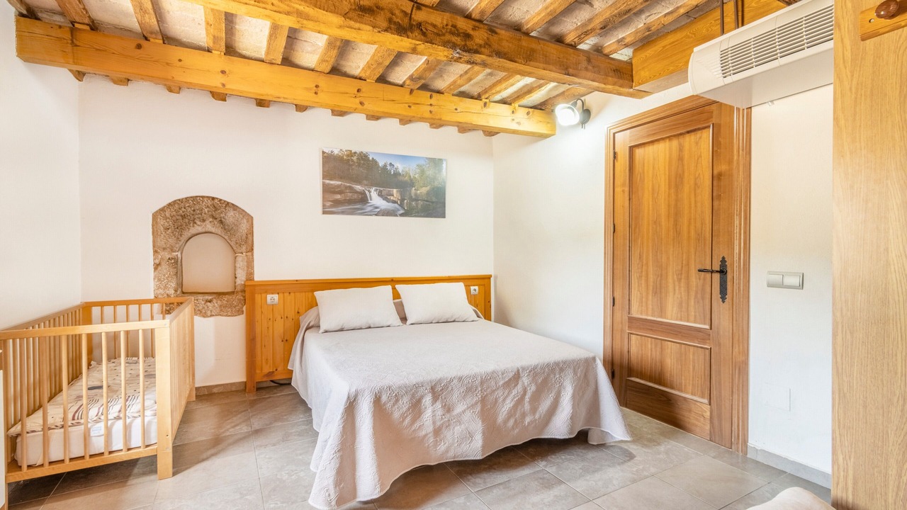 Photo of Bedroom in Santa Maria de Merles