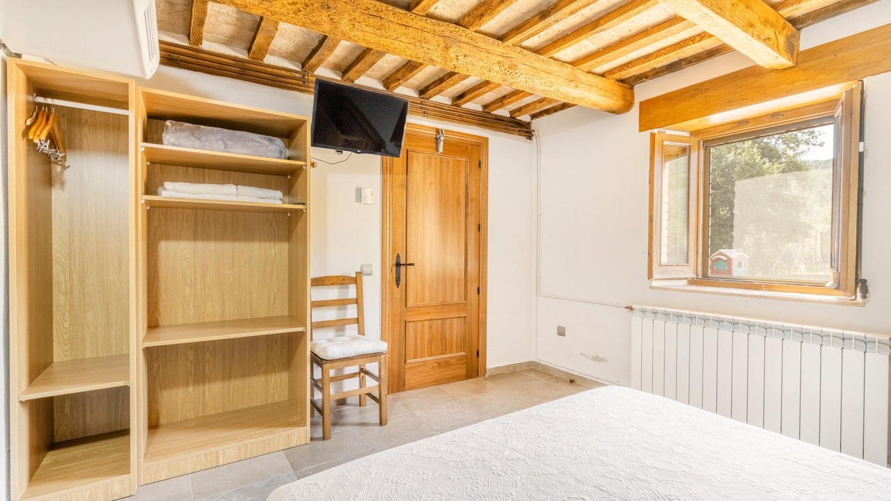 Photo of Bedroom in Santa Maria de Merles