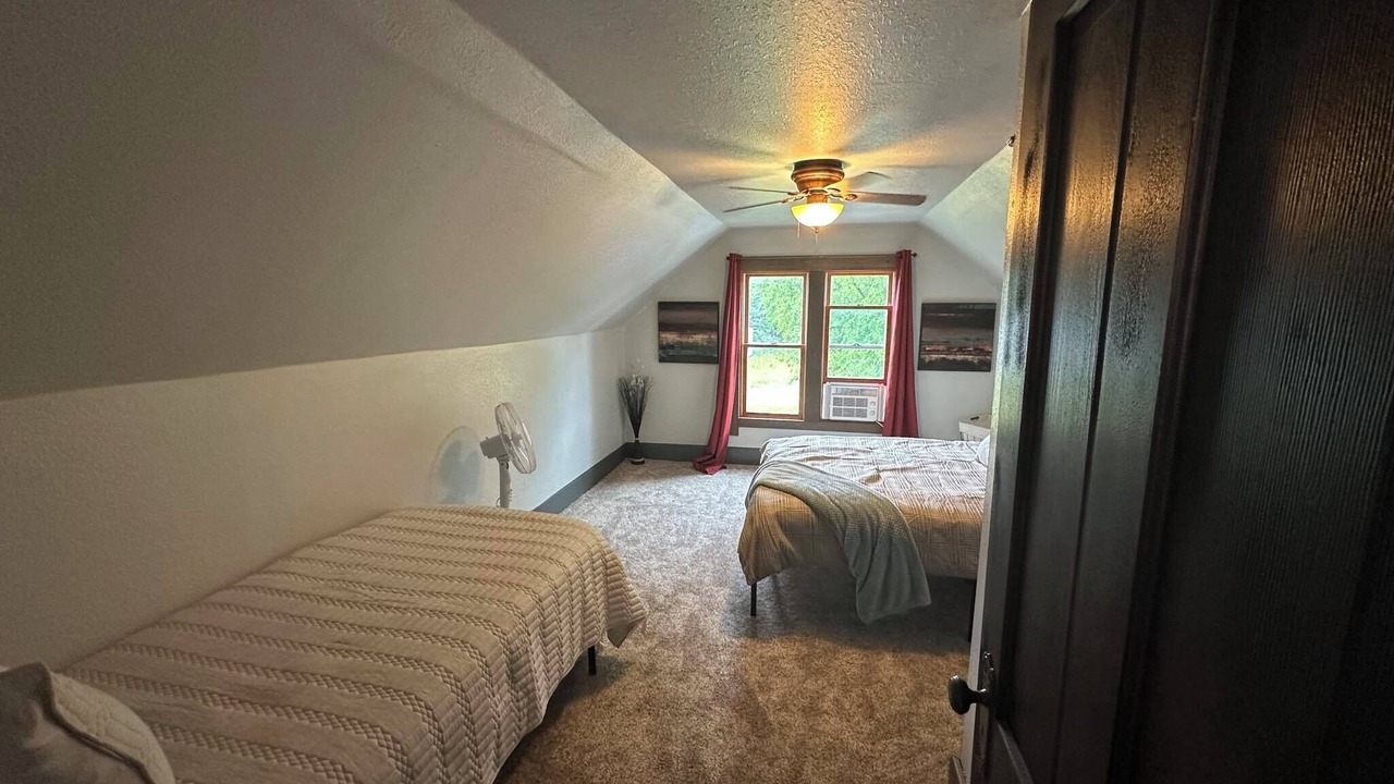 Photo of Bedroom in Long Pine
