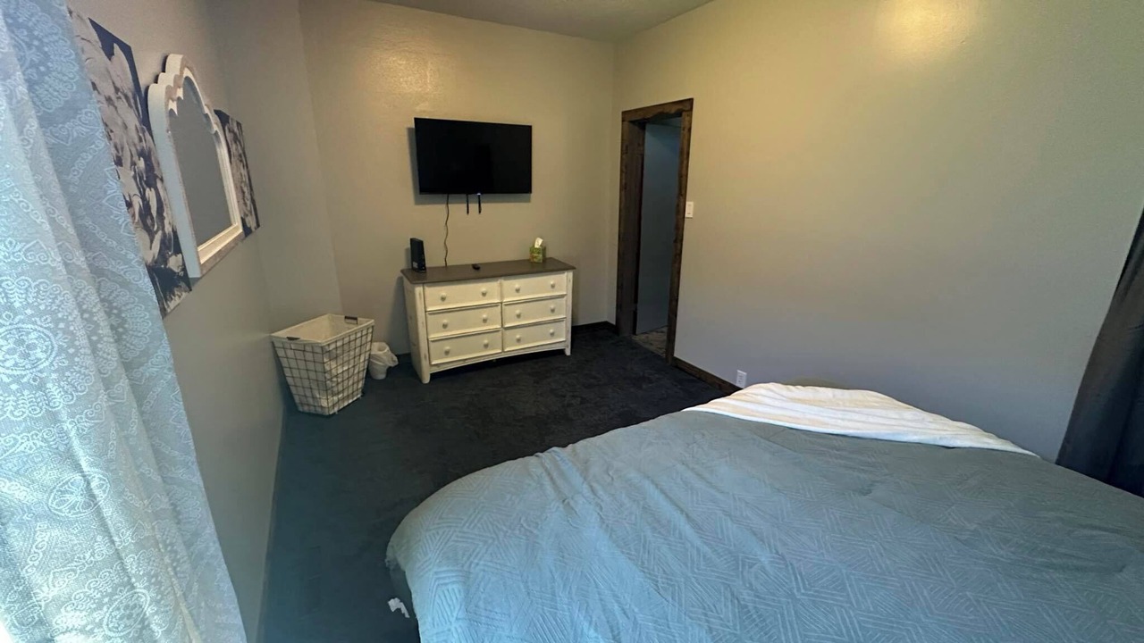 Photo of Bedroom in Long Pine