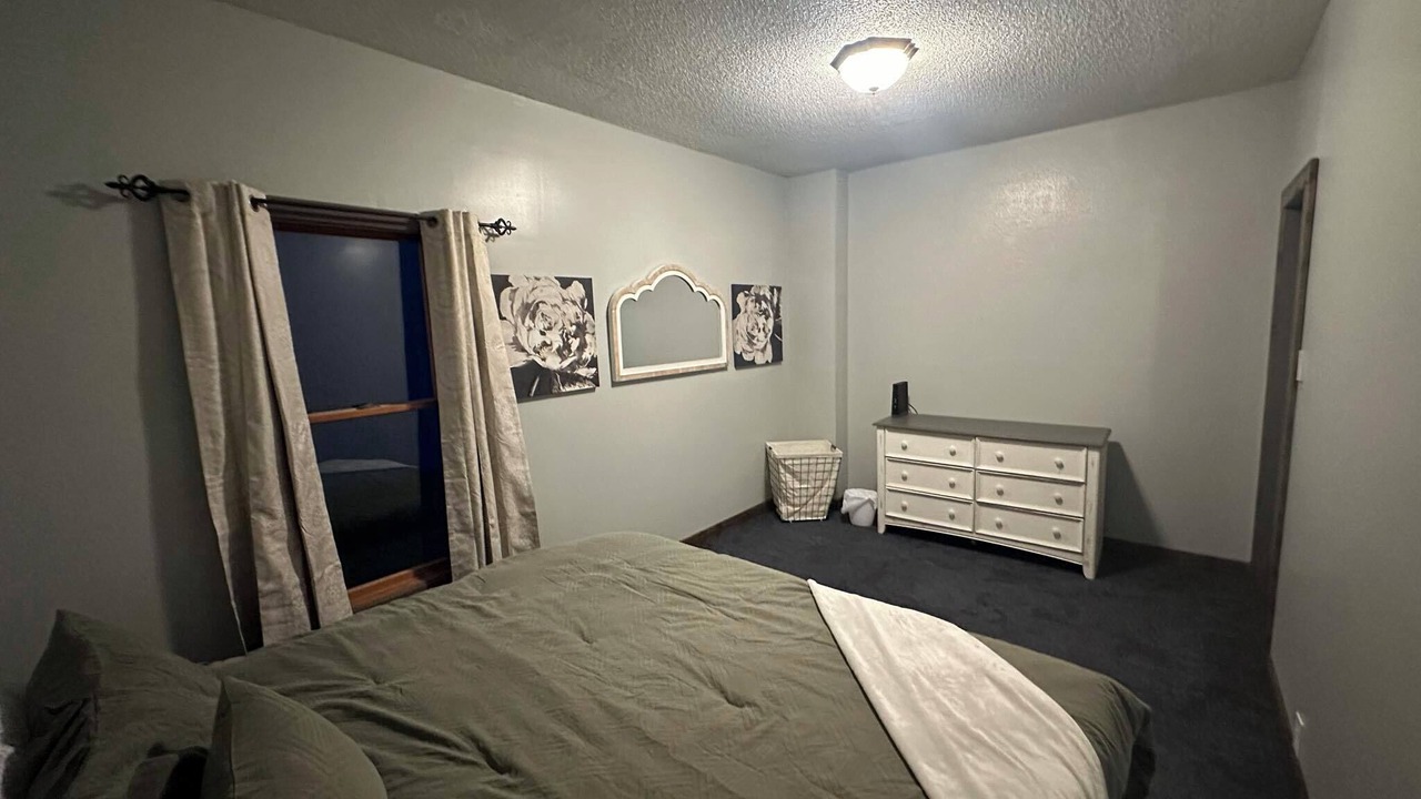 Photo of Bedroom in Long Pine