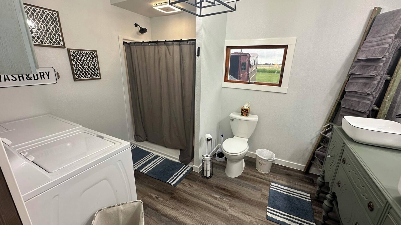 Photo of Bathroom in Long Pine