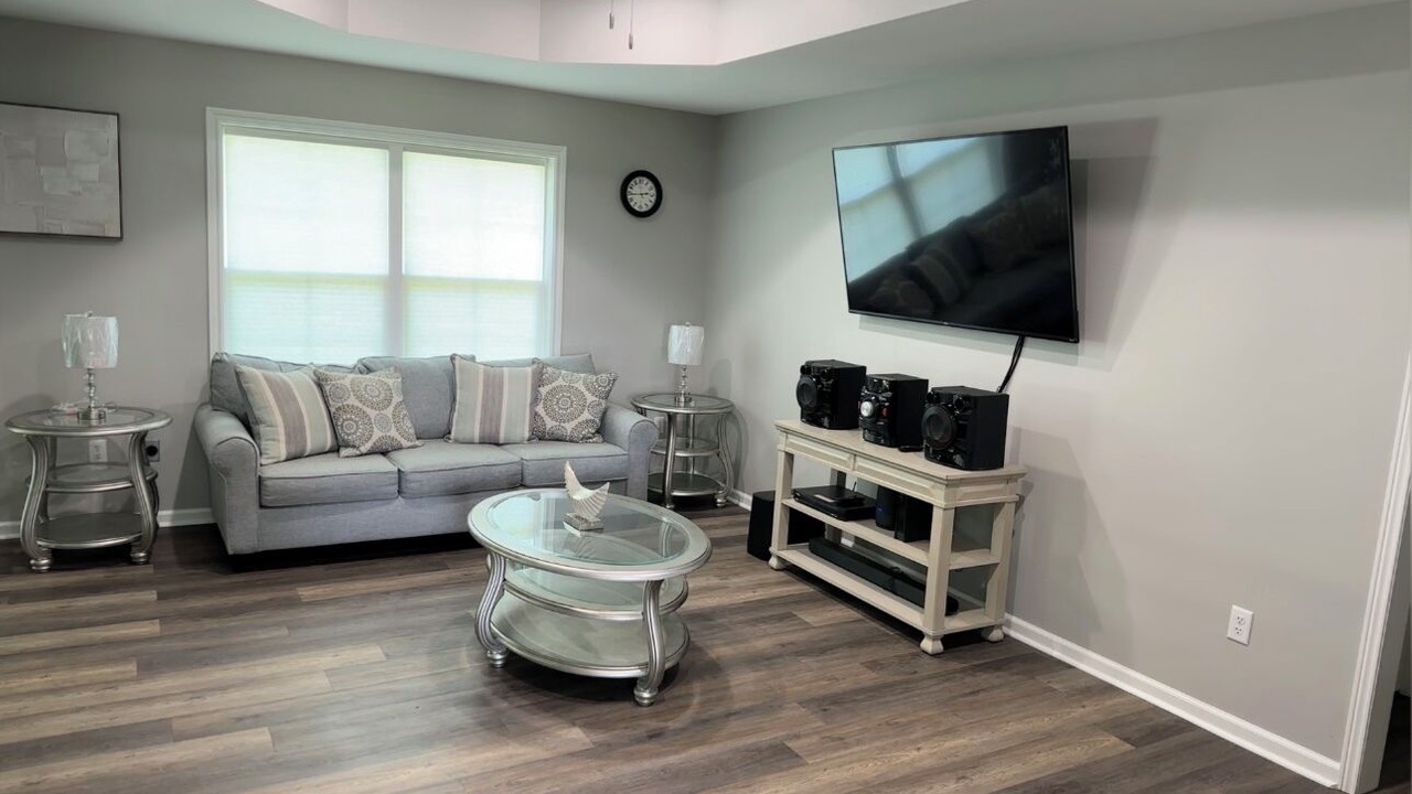 Photo of Livingroom in Milton