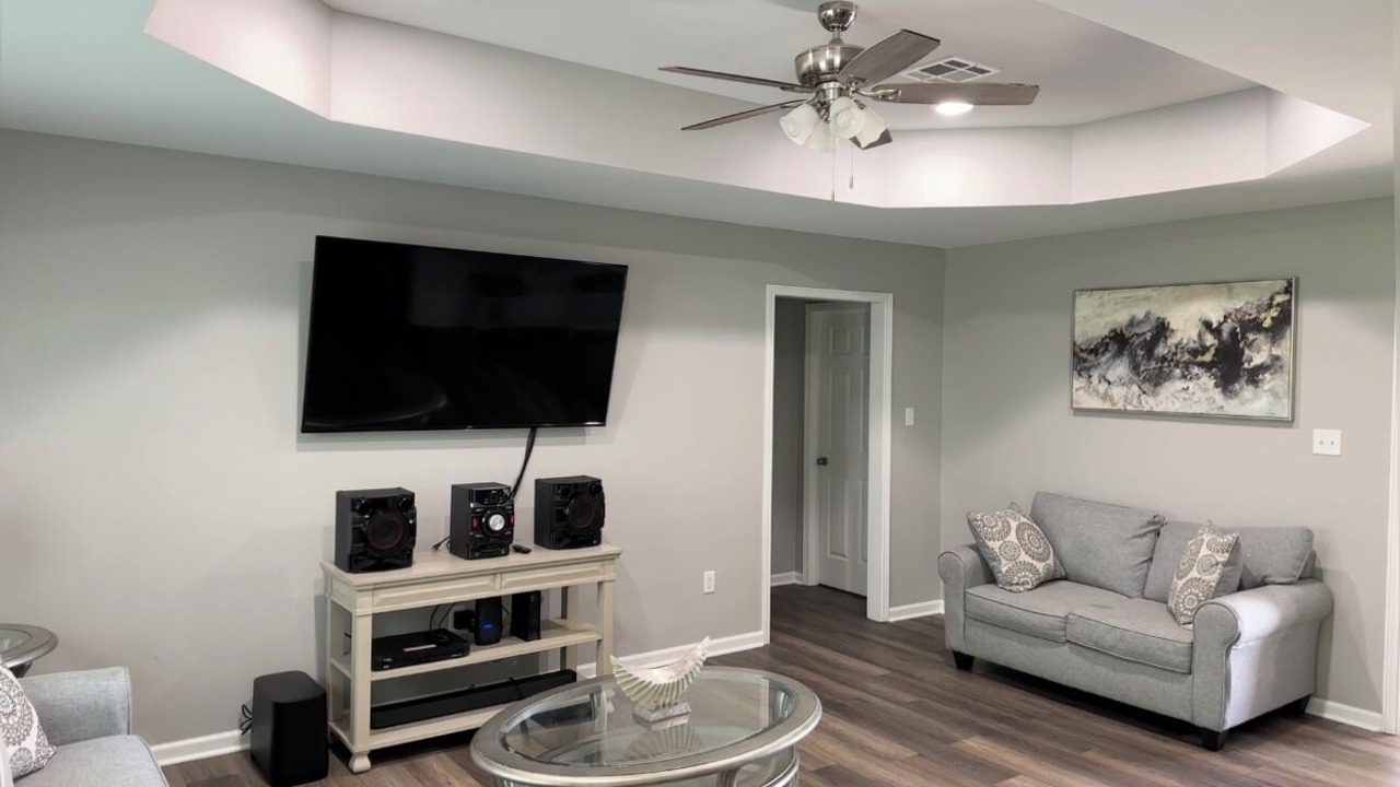 Photo of Livingroom in Milton