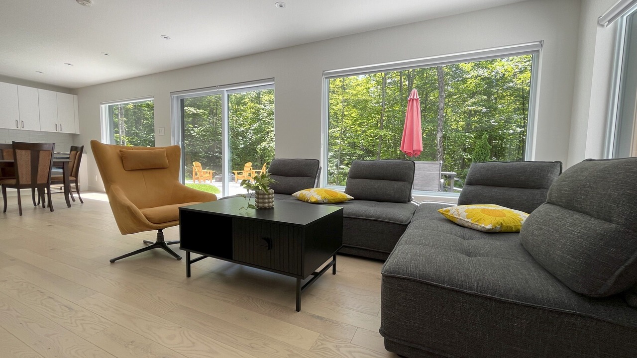Photo of Livingroom in Eastman
