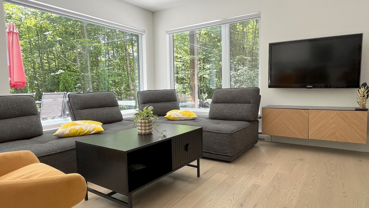 Photo of Livingroom in Eastman