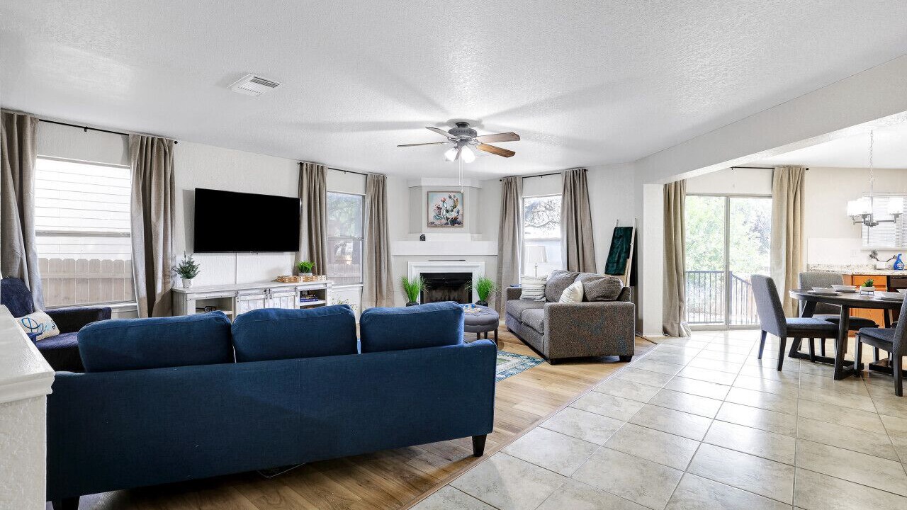 Photo of Livingroom in West San Antonio