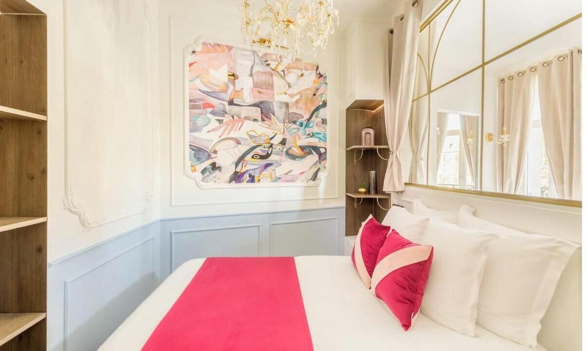 Photo of Bedroom in Arts-et-Metiers