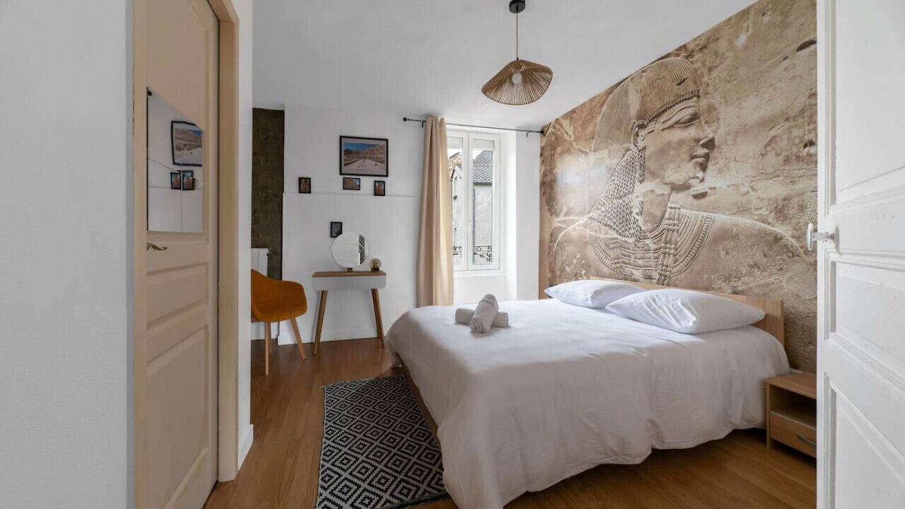 Photo of Bedroom in Cusset