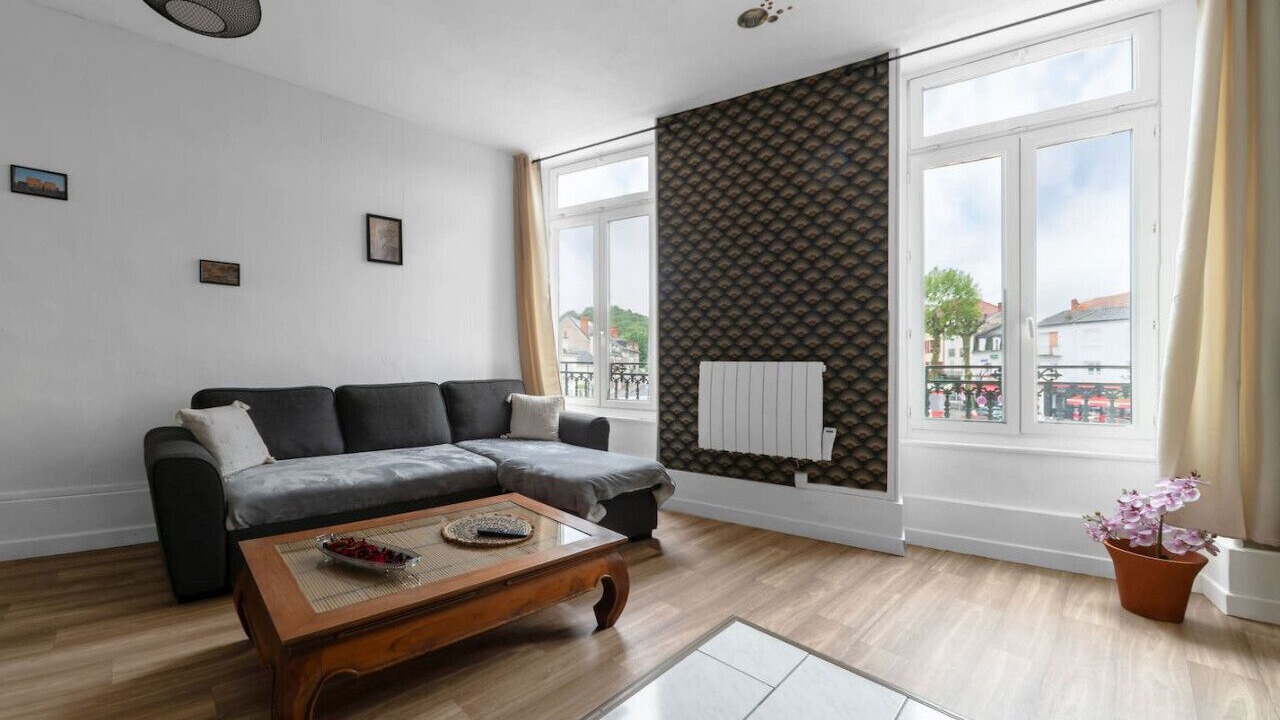 Photo of Livingroom in Cusset