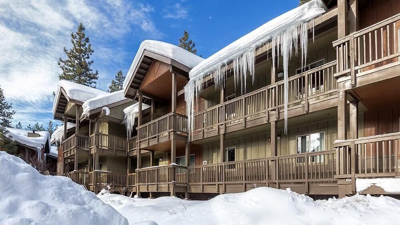 Photo of Outdoor in Round Hill Village