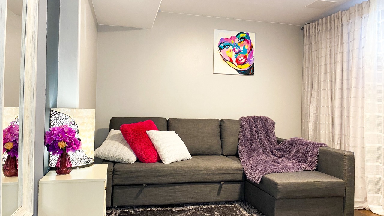 Photo of Livingroom in Sarnia