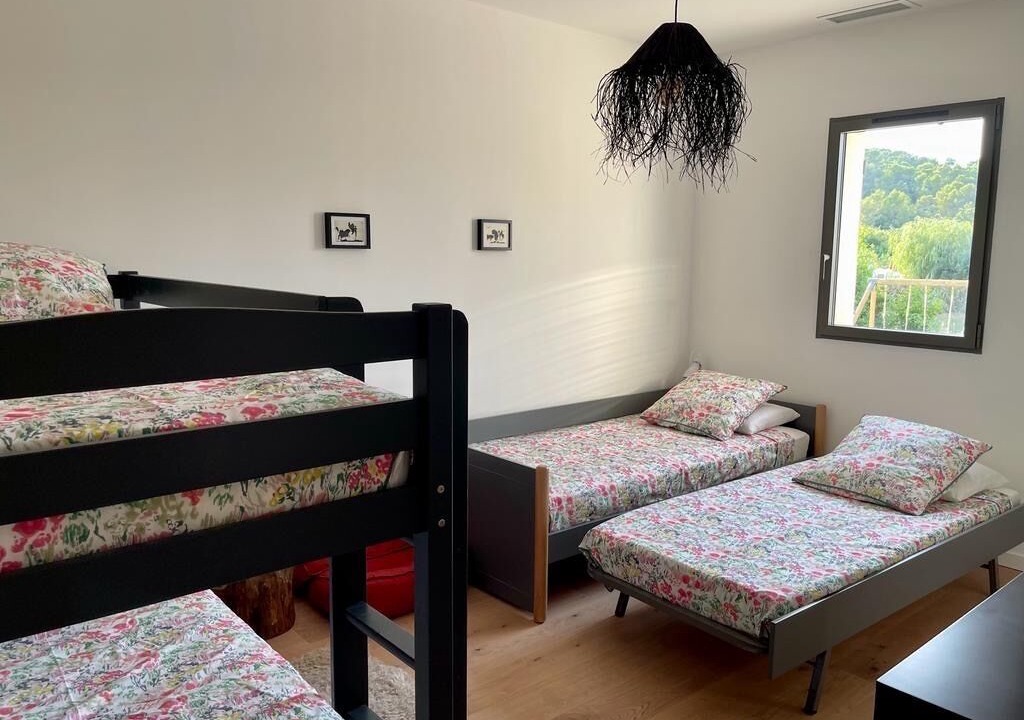 Photo of Bedroom in Asperes