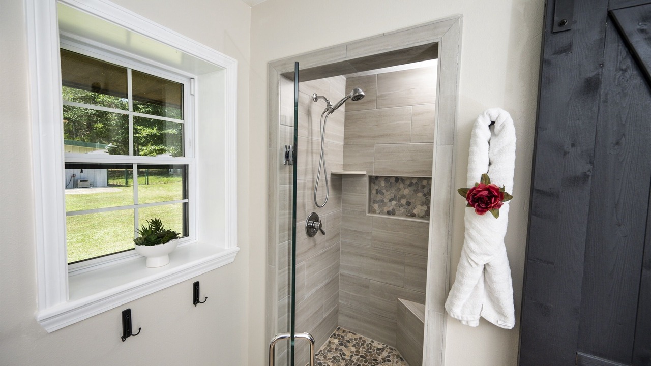 Photo of Bathroom in Broken Bow