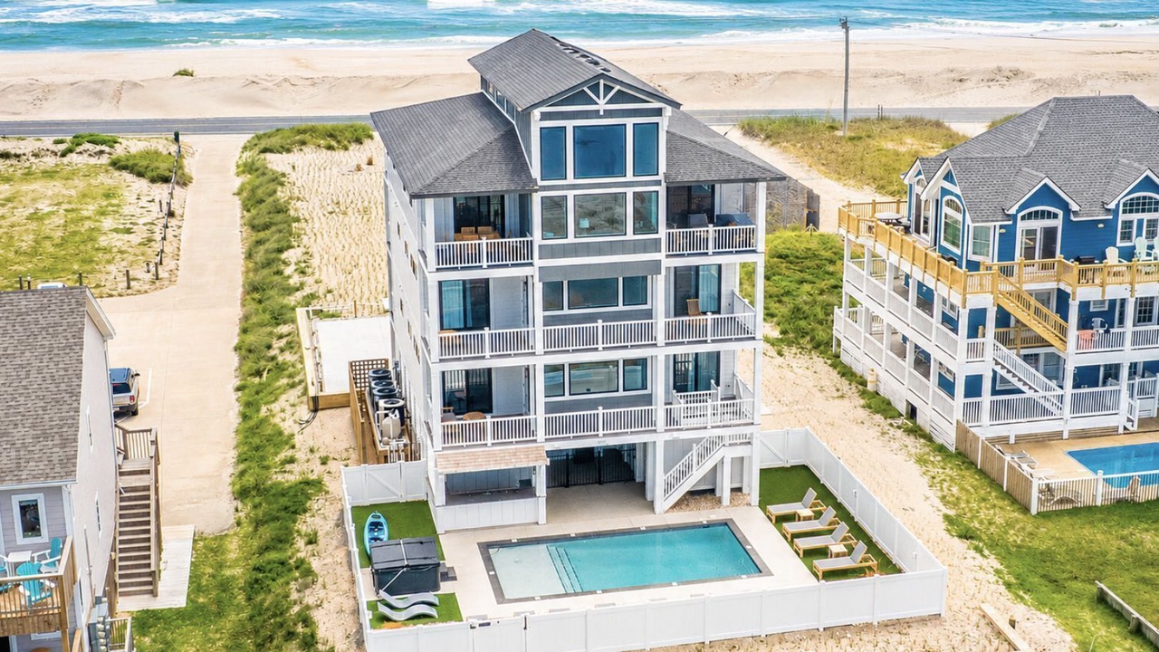 Photo of Others in Hatteras