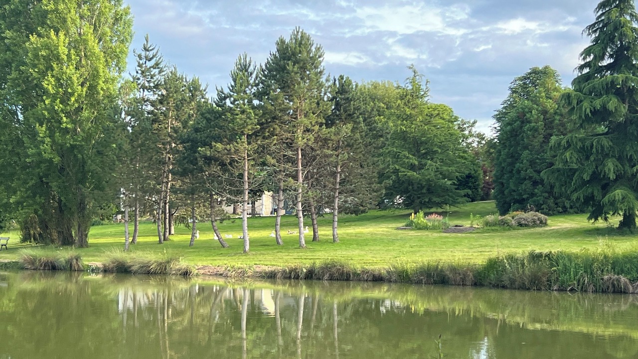 Photo of Outdoor in Neuille-Pont-Pierre