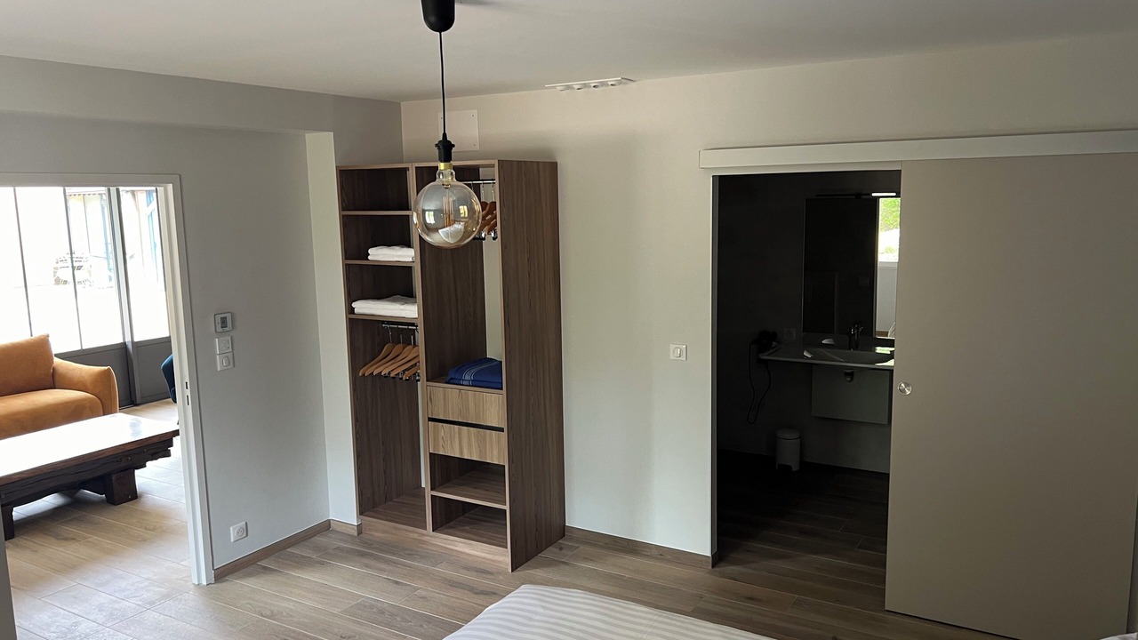 Photo of Bedroom in Neuille-Pont-Pierre