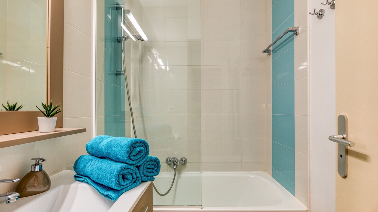 Photo of Bathroom in La Grande-Motte