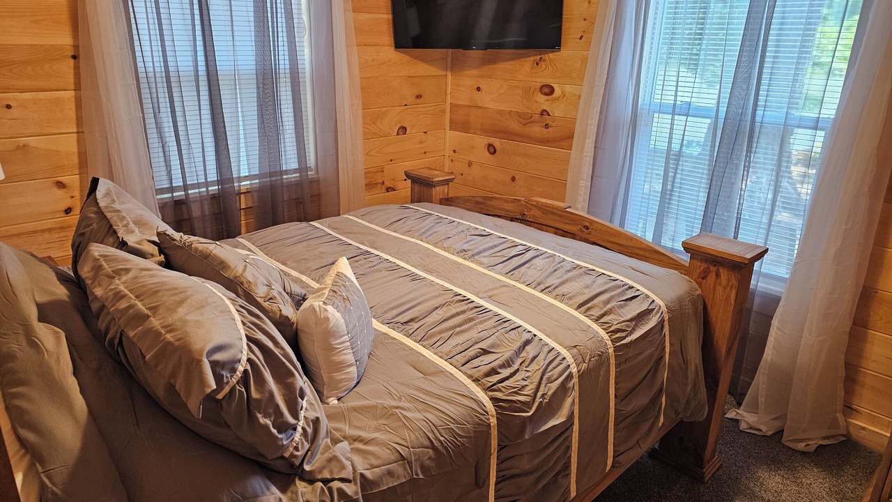 Photo of Bedroom in Tunnel Hill