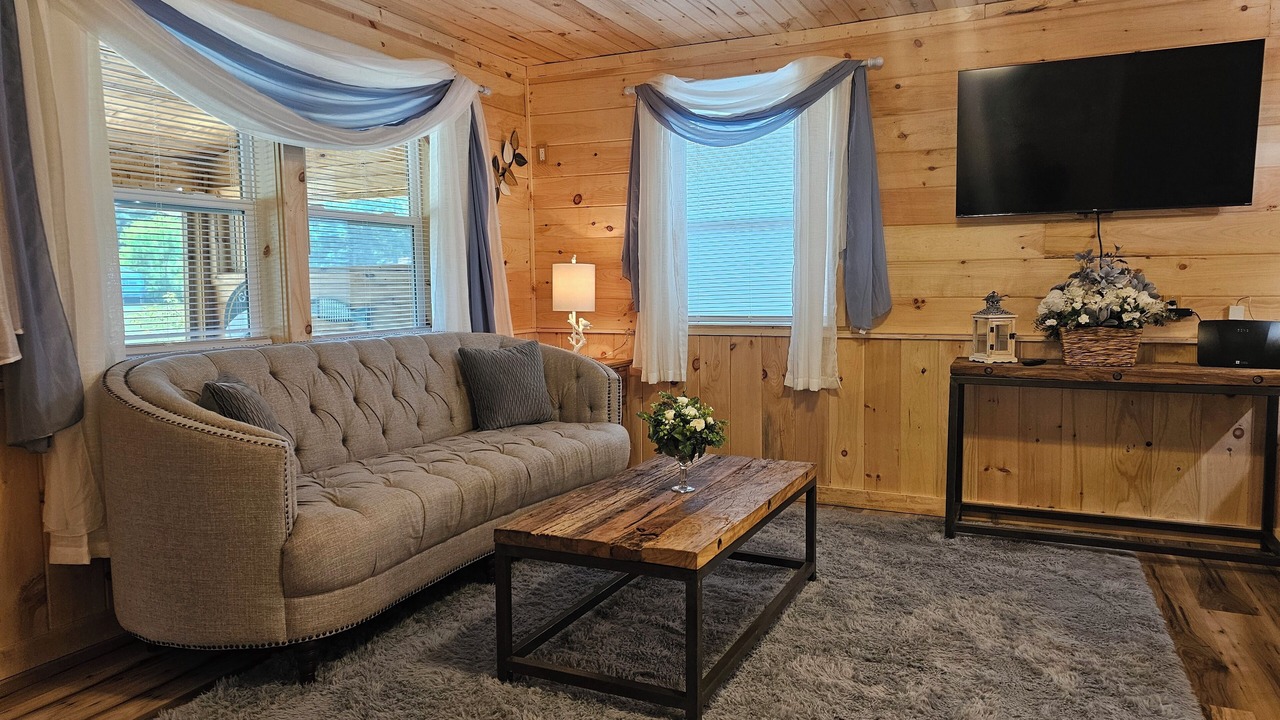 Photo of Livingroom in Tunnel Hill