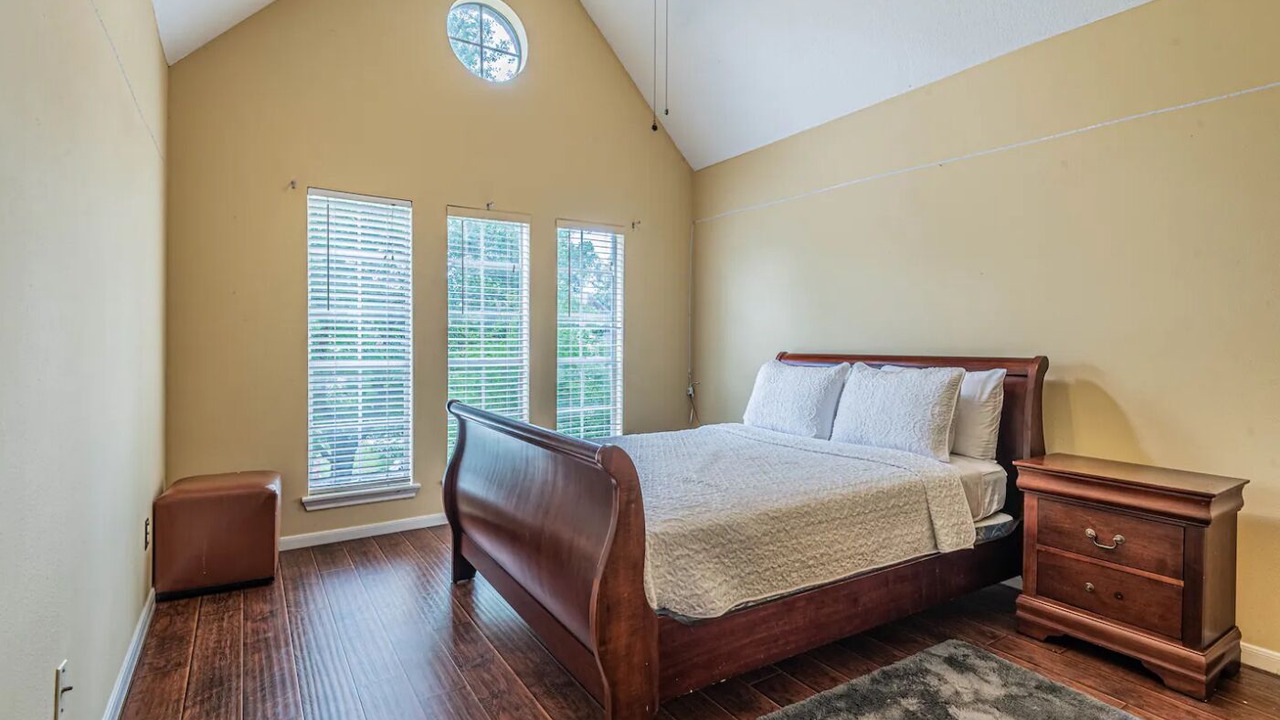 Photo of Bedroom in Northgate Forest
