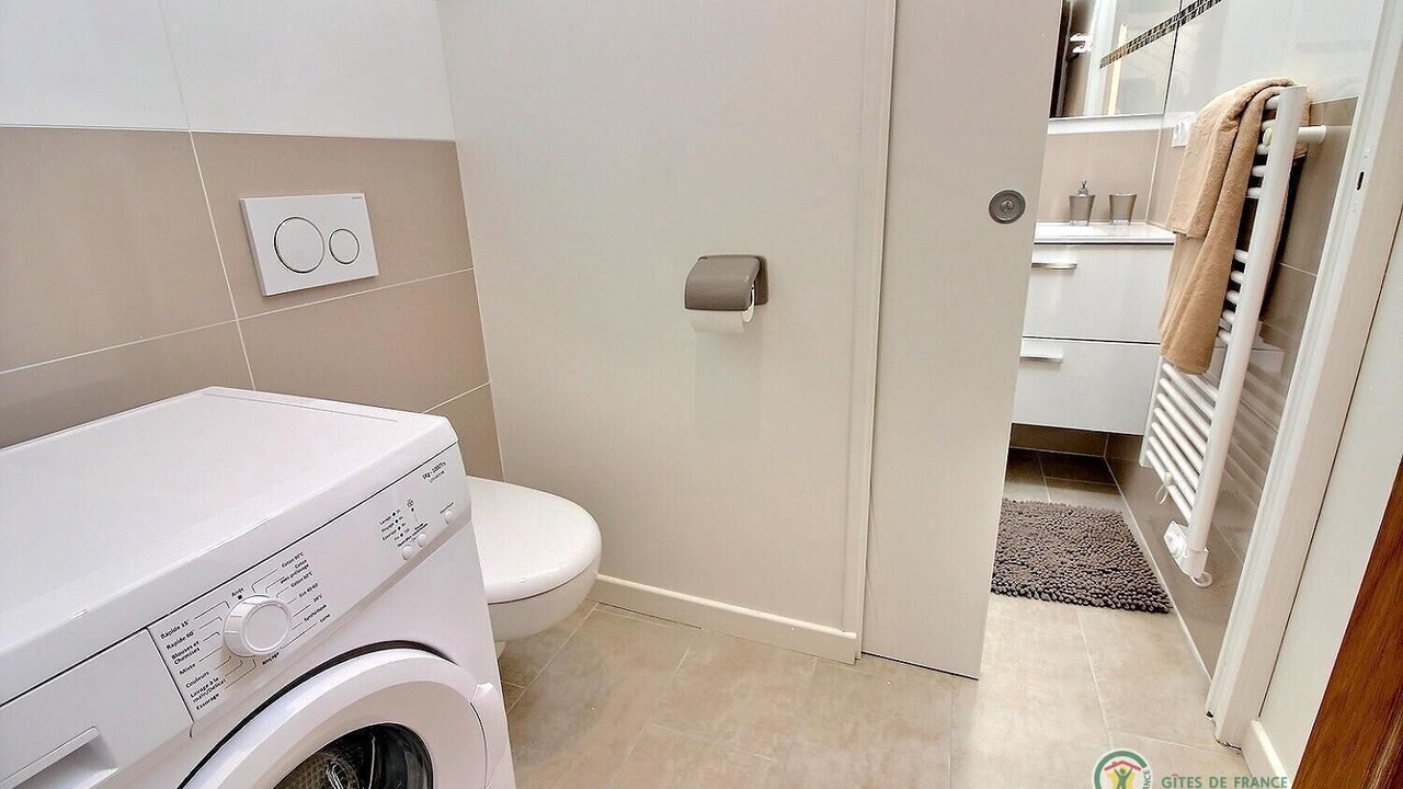 Photo of Bathroom in Lanvellec