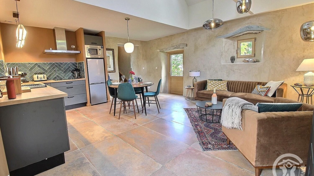 Photo of Livingroom in Saint-Clet