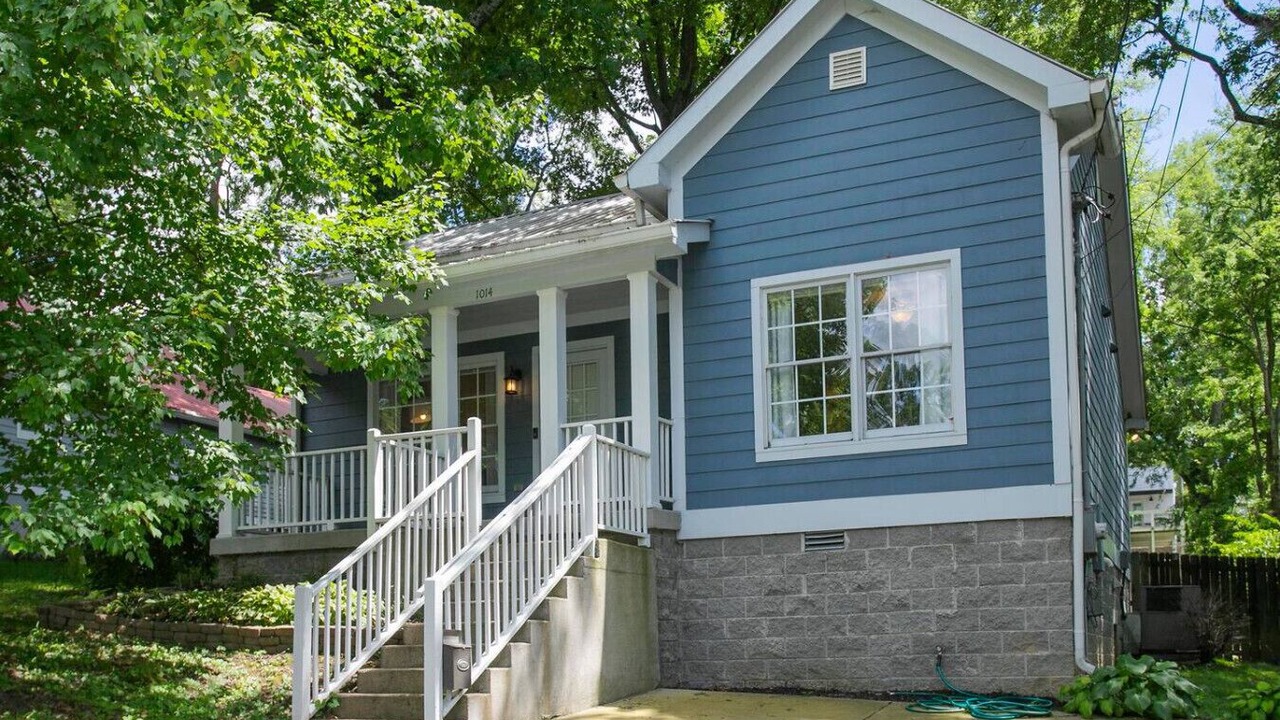 Photo of Outdoor in Shelby Hills