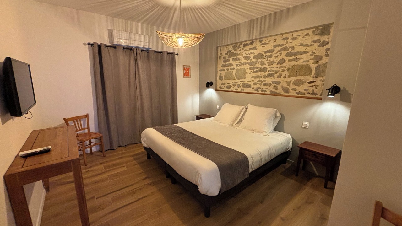 Photo of Bedroom in Carcassonne
