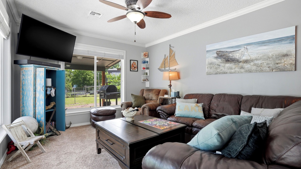 Photo of Livingroom in Wagoner