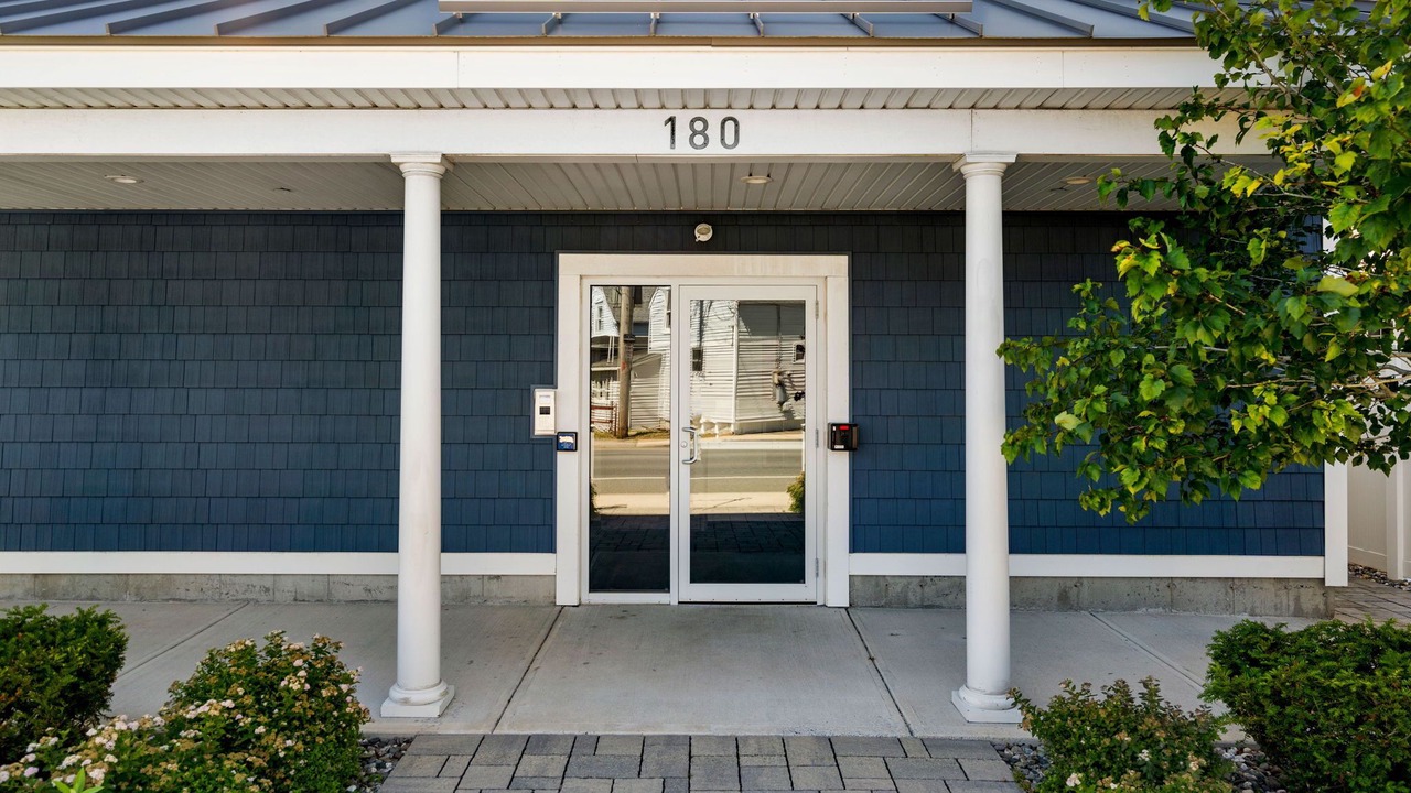 Photo of Outdoor in Hampton