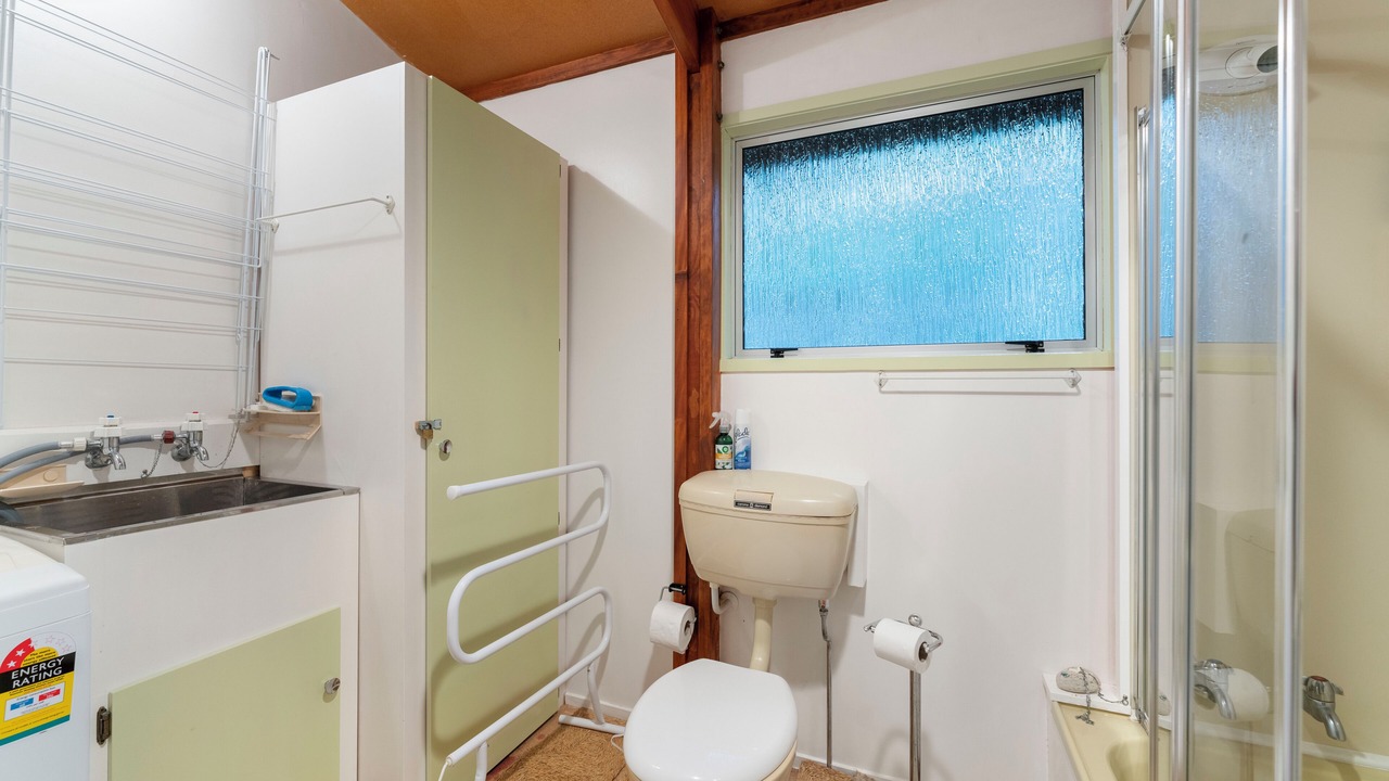 Photo of Bathroom in Pukawa