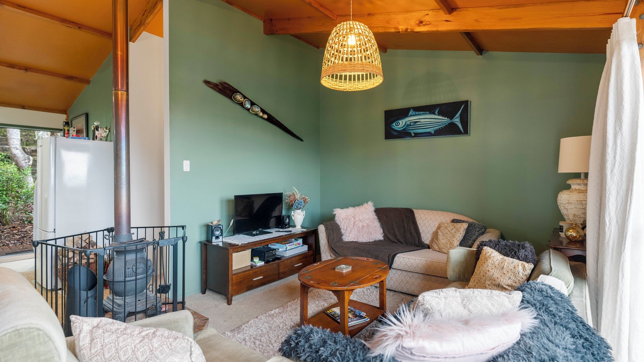 Photo of Livingroom in Pukawa