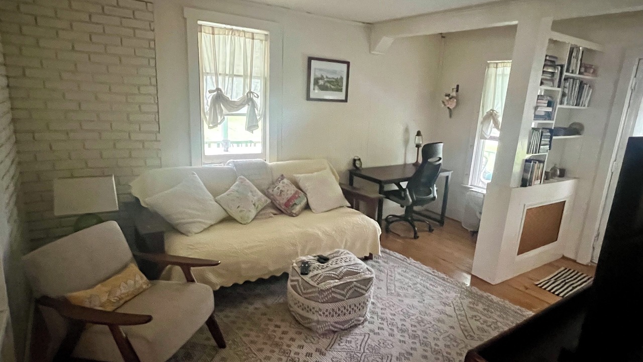 Photo of Livingroom in Thousand Island Park