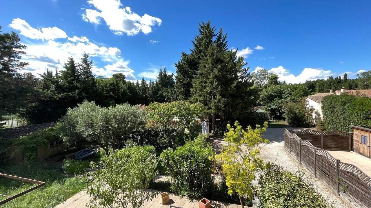 Photo of Outdoor in Paradou