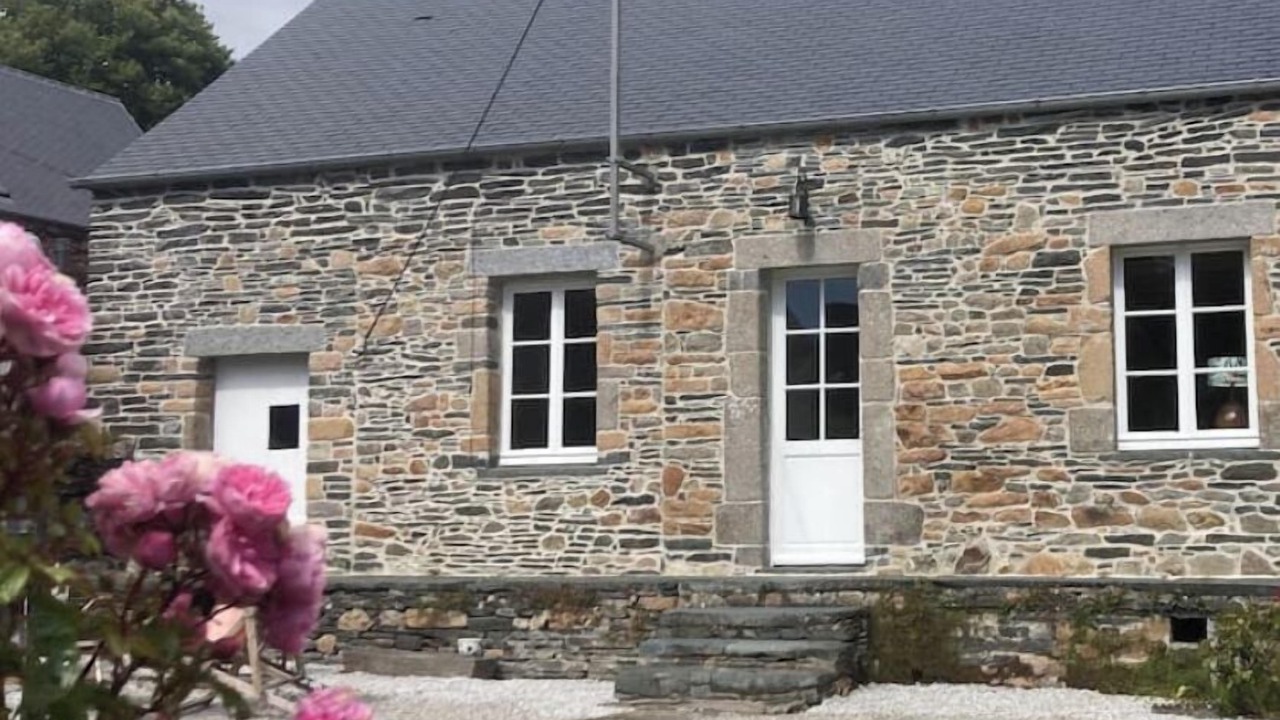 Photo of Outdoor in Surtainville