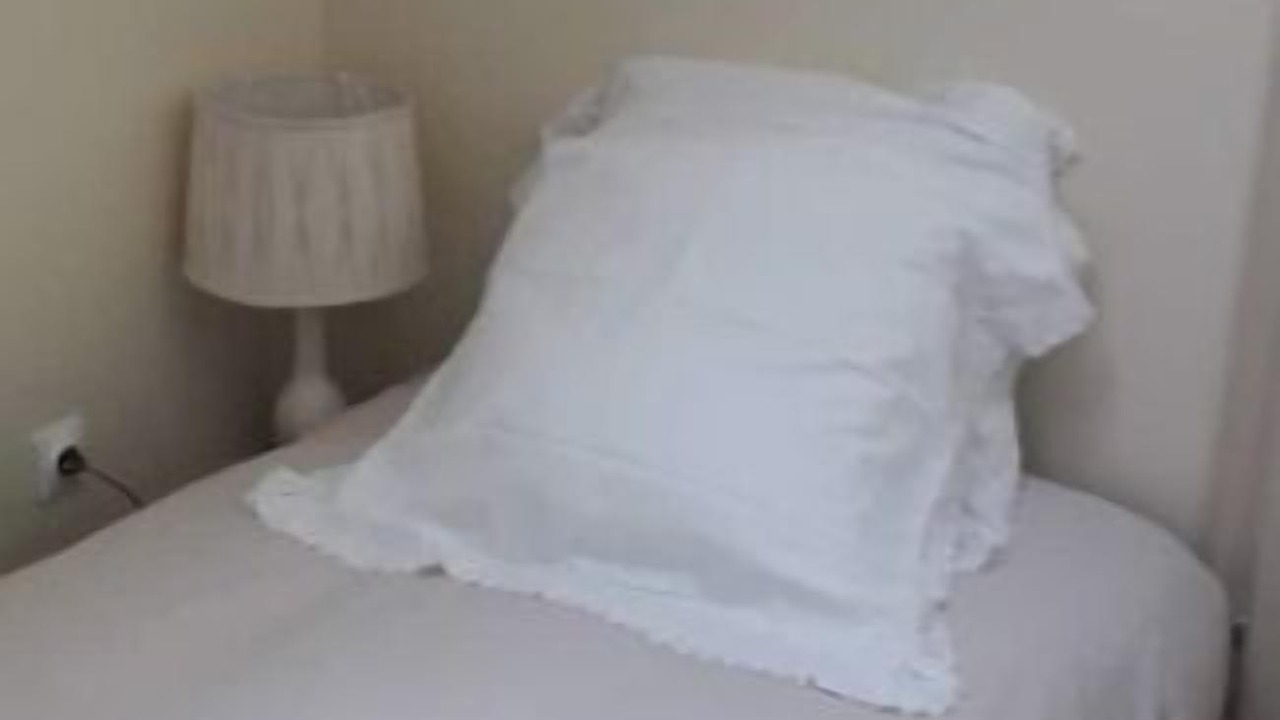 Photo of Bedroom in Surtainville