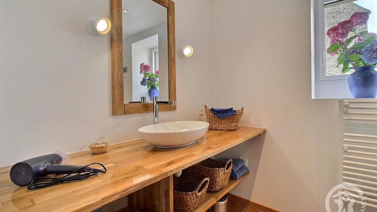 Photo of Bathroom in Plourhan