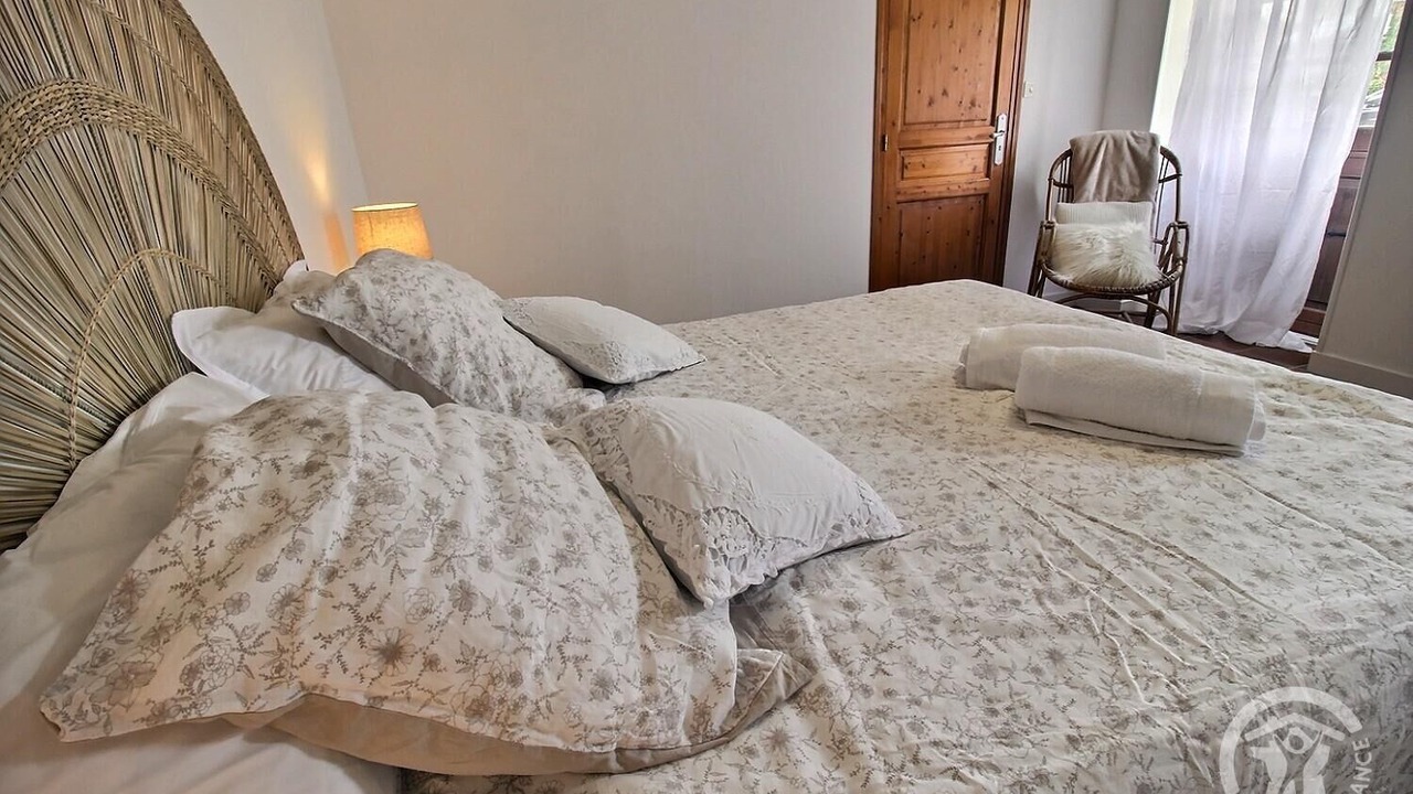 Photo of Bedroom in Plourhan