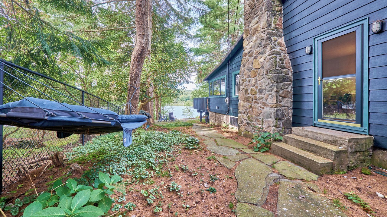 Photo of Outdoor in Smallwood