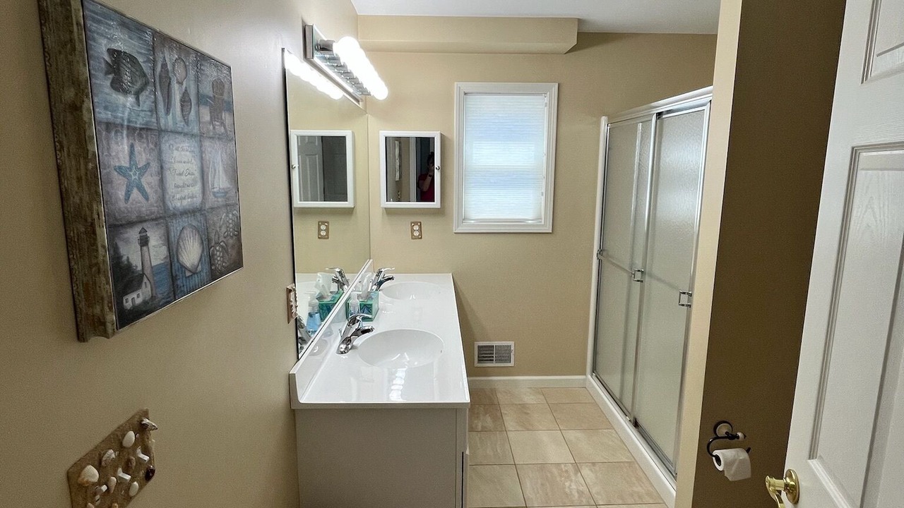 Photo of Bathroom in Beach Haven Terrace