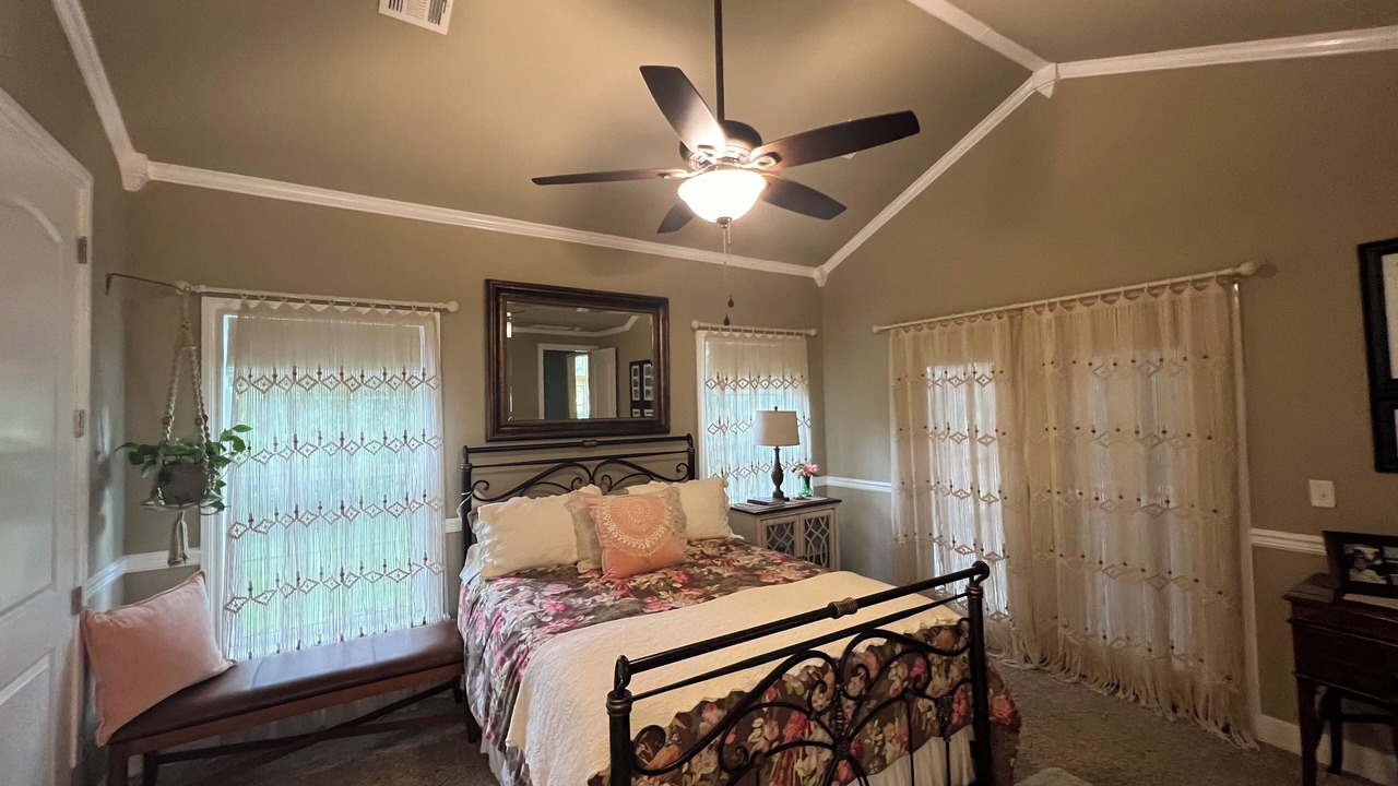 Photo of Bedroom in Muskogee