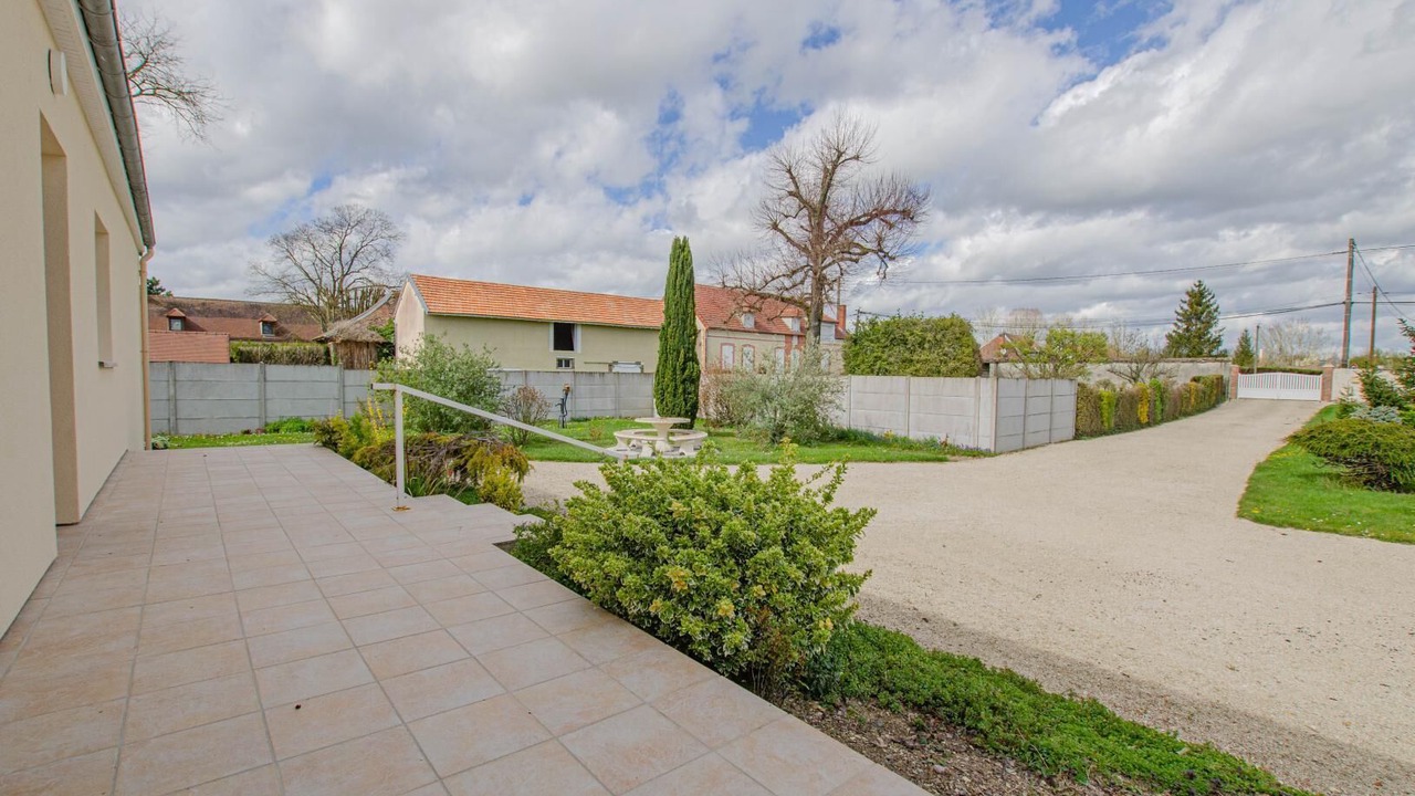 Photo of Outdoor in Chatres