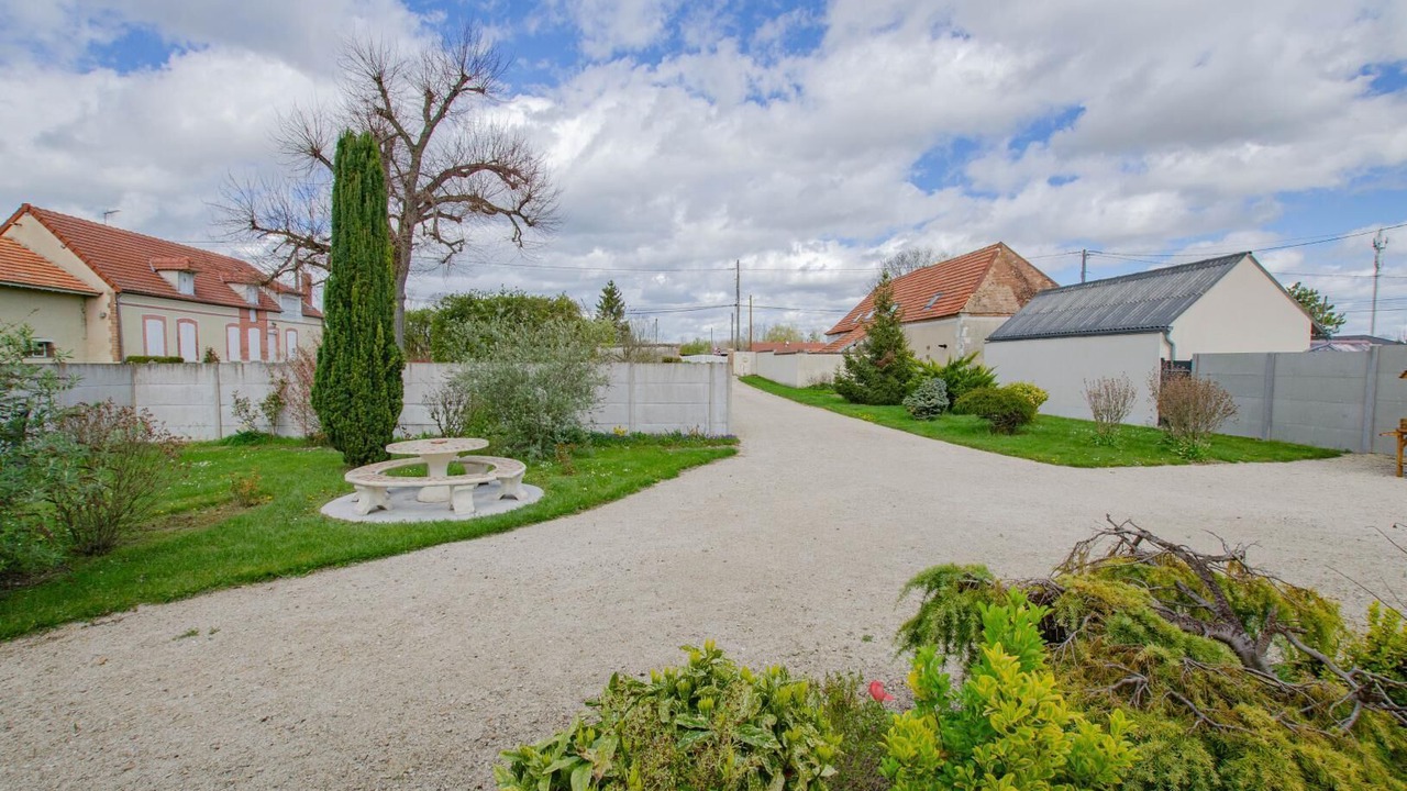 Photo of Patio Balcony in Chatres