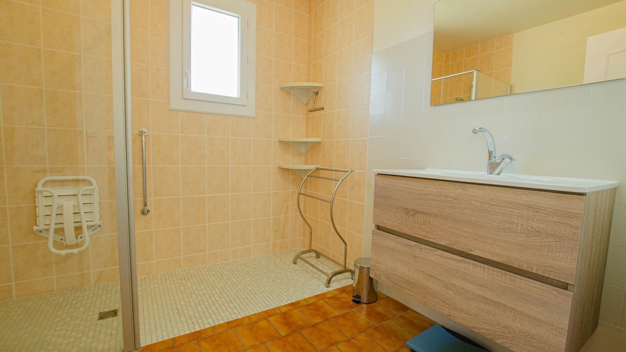 Photo of Bathroom in Poivres