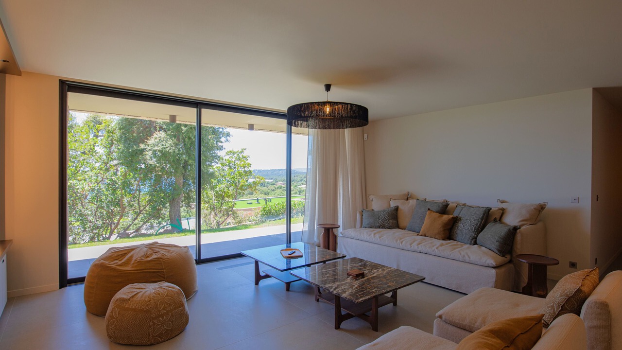 Photo of Livingroom in Pinarellu