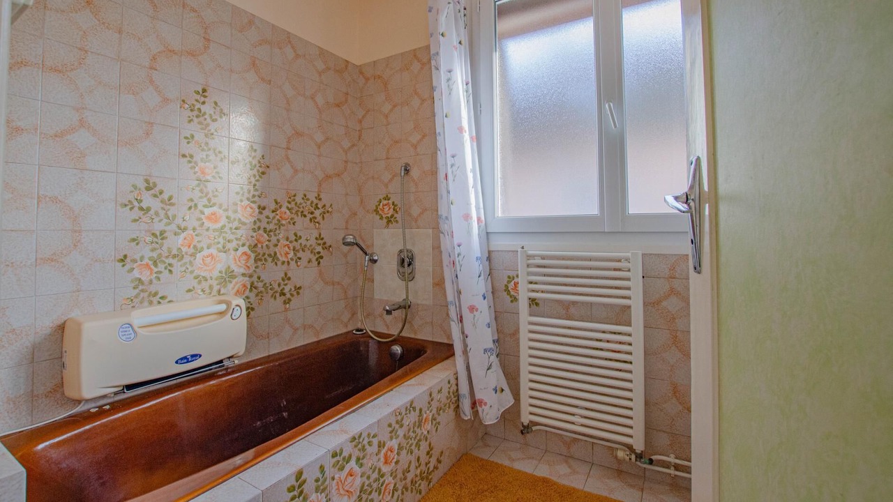 Photo of Bathroom in Villenauxe-la-Grande