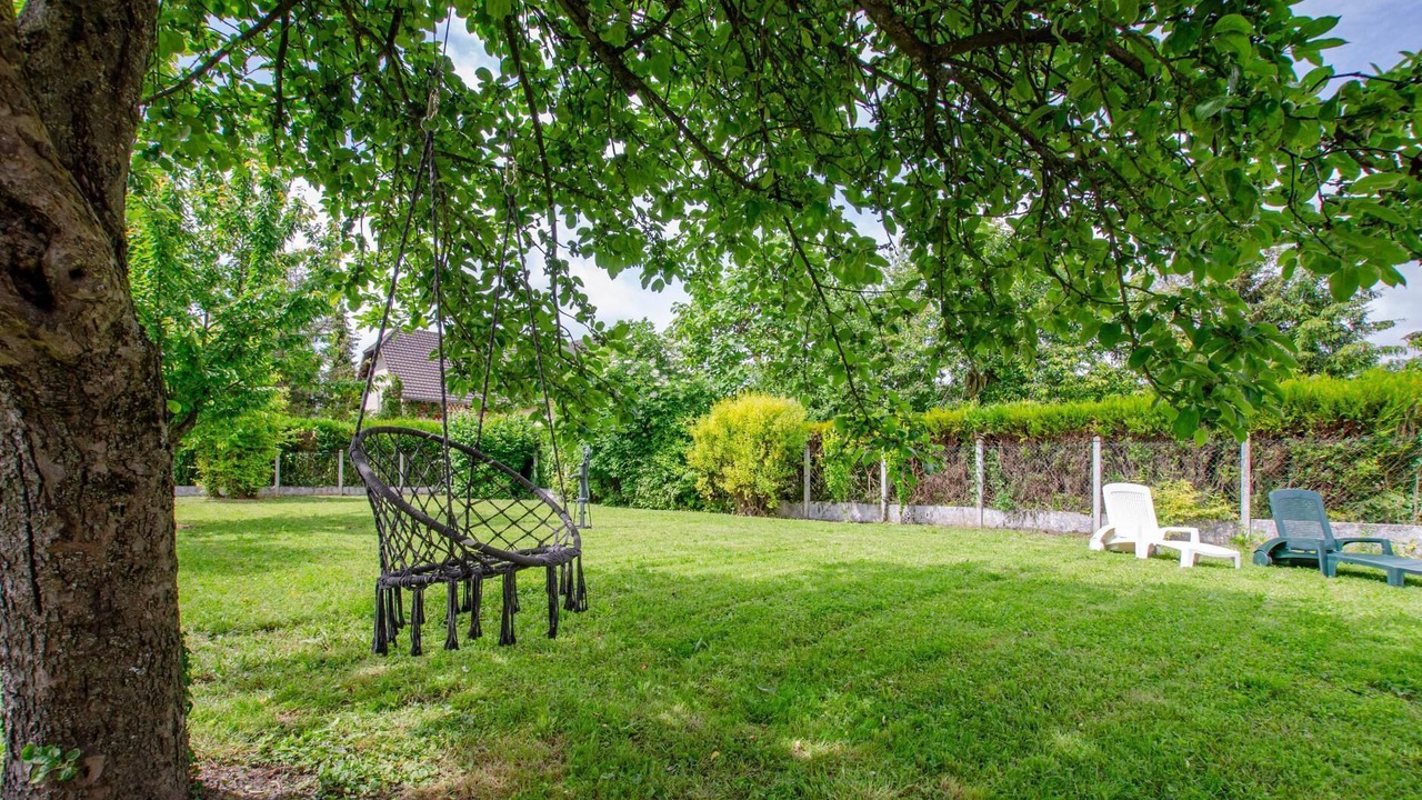 Photo of Outdoor in Maizieres-la-Grande-Paroisse